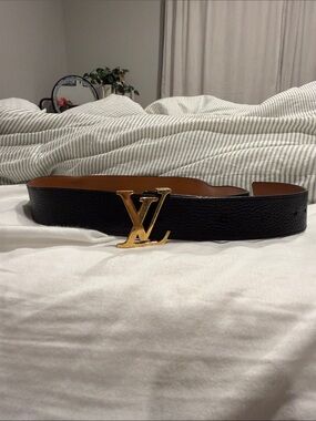 Louis Vuitton Black Leather Belt with Gold LV Logo Buckle